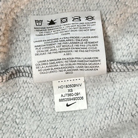 Nike Sweatshirt - Grey Size XS - Picture 7 of 7